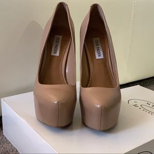 Steve Madden - Deja Vu